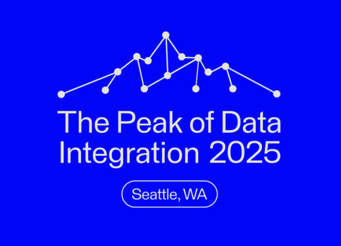 Banner für die Konferenz The Peak of Data Integration 2025 auf blauem Hintergrund; weiße Liniengrafik mit verbundenen Punkten bildet eine Gipfelkette, darunter die Ortsangabe Seattle, WA.